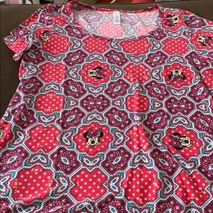 Lularoe Minnie Mouse classic shirt S